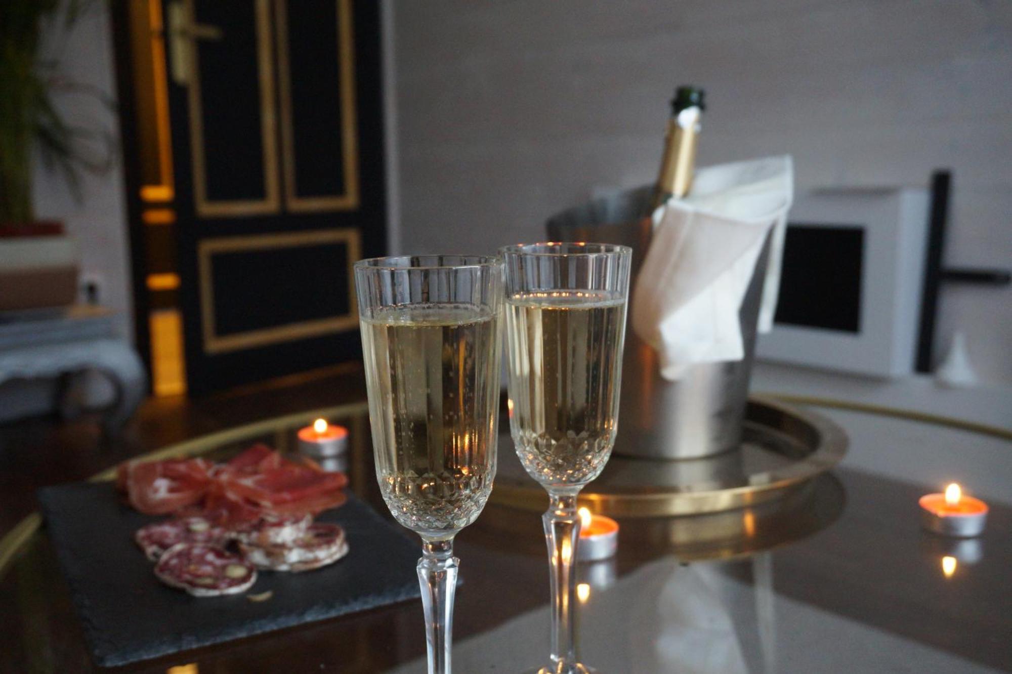 L'Experience Appartement & Spa Prive Chambery Luaran gambar