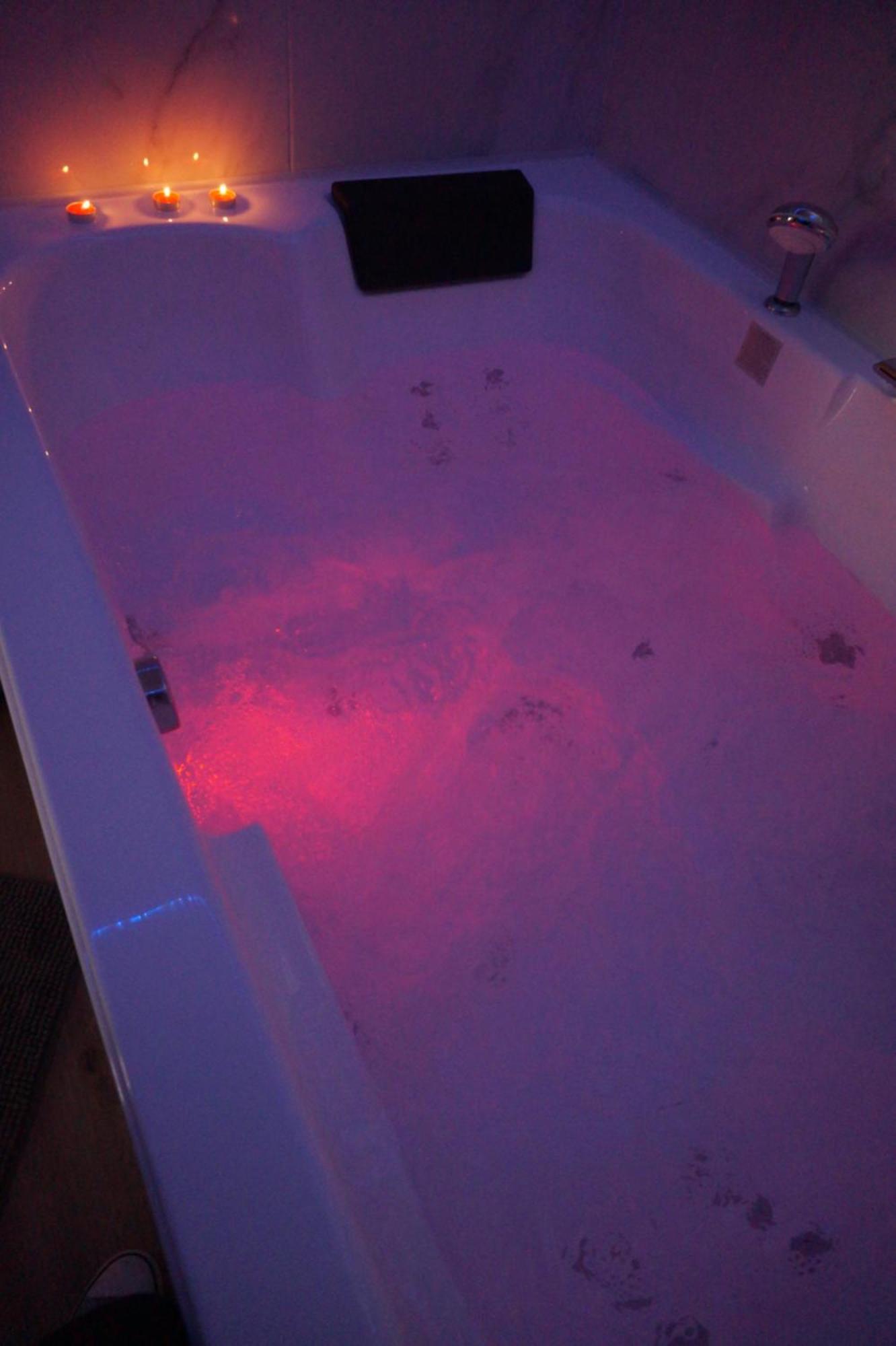 L'Experience Appartement & Spa Prive Chambery Luaran gambar